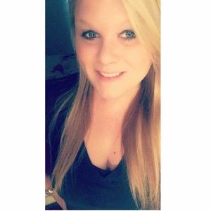 Meet your Posher, Suzanne